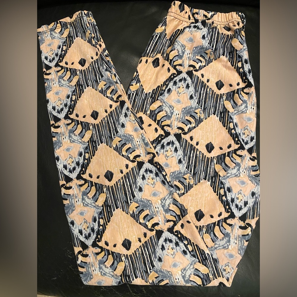 (NWOT) Agnes & Dora Leggings